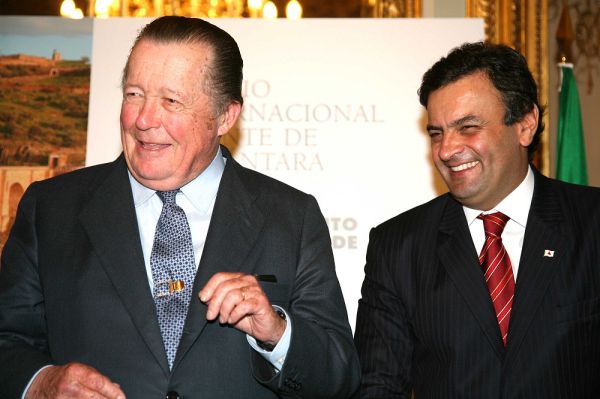 Aécio Neves e o Rei Juan Carlos - 05/05/2009