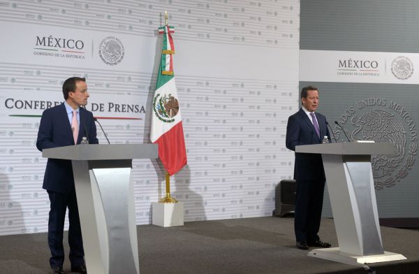 Conferencia de prensa conjunta con el Comisionado Federal para la Protección contra Riesgos Sanitarios (COFEPRIS), Mikel