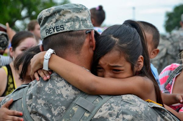 Welcome home 1st BCT Ironhorse [Image 5 of 8]