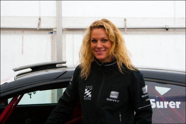 Christina Surer - Seat Leon Supercopa