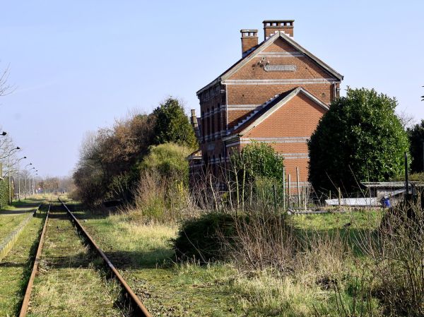 Oppuurs station