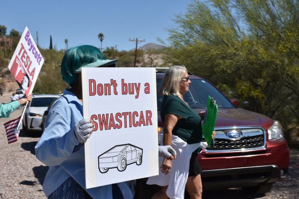 Tesla-Musk Protest 2025