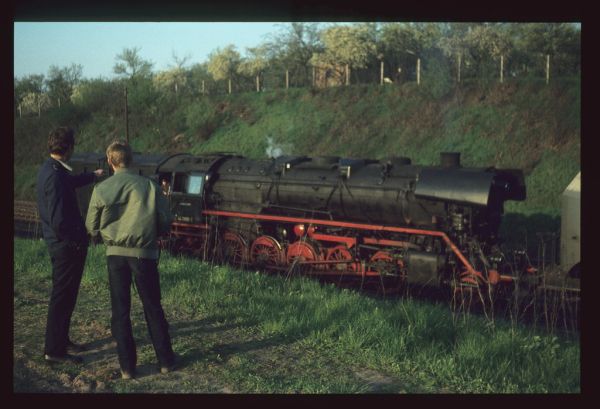 145. 1980-05. Uber eine BR 44 gibt es viel zu erzählen... (Aufnahme Mark Meyts)