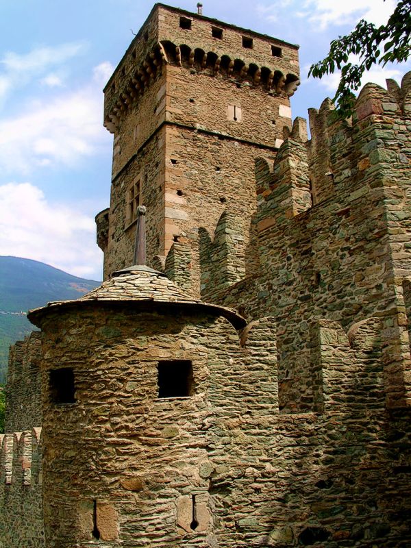 Castle / Castello di Fenis - Valle di Aosta - Dino Olivieri