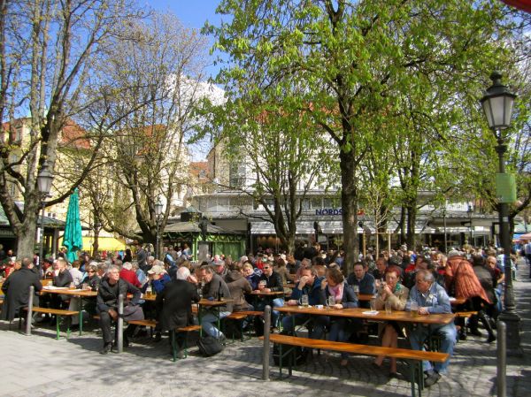 Beer garden, Viktualienmarkt