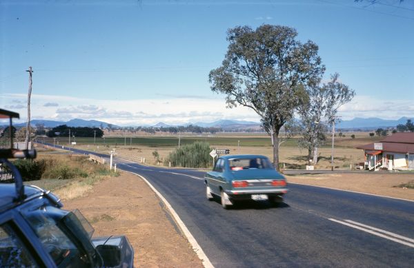 Cunningham Highway, Ipswich - Warwick (1976)