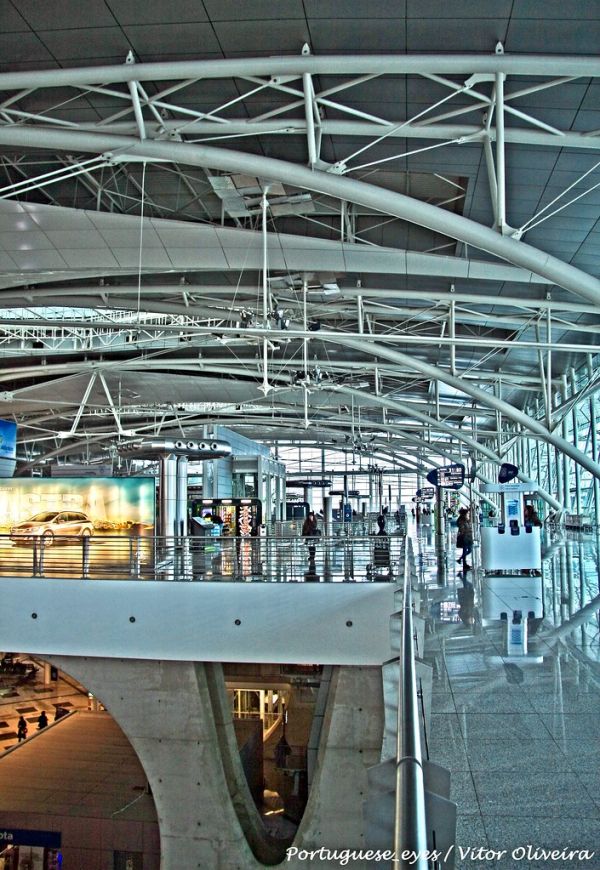 Aeroporto Francisco Sá Carneiro - Portugal