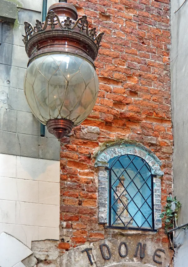 Belgium-6537 - Royal Toone Theatre