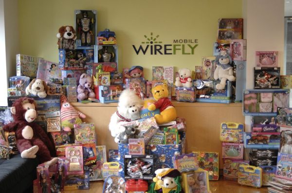 Wirefly donations to Toys for Tots
