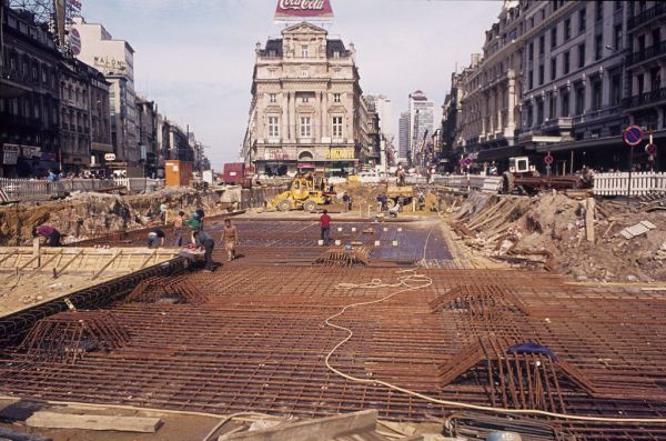 1974 Place De Brouckere lors de la construction de la station de metro