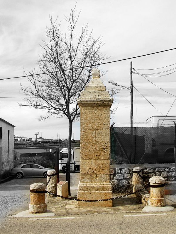 Entorno ....DESATURADO y la 'Picotilla' de Torija (Guadalajara)