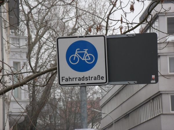 Schild Fahrradstraße