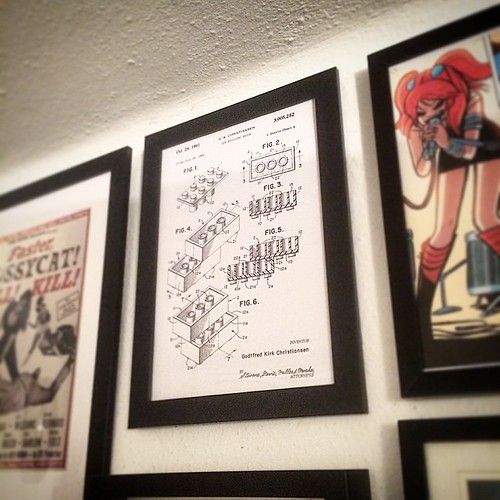 Nieuwe 'art' aan de wand: patent aanvraag voor LEGO blokjes, uit 1958!
