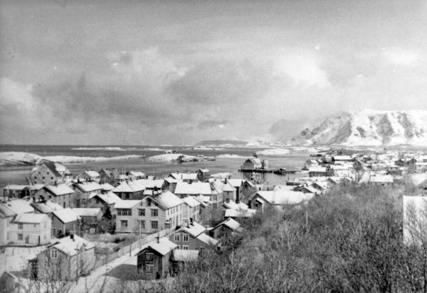 Brønnøysund - Blick von der Stellung auf Brønnøysund nach Norden