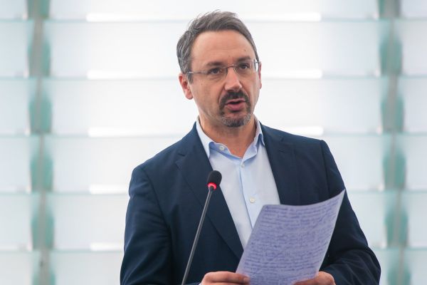 EU budget debate ahead of crucial summit - with Piernicola Pedicini (NI)