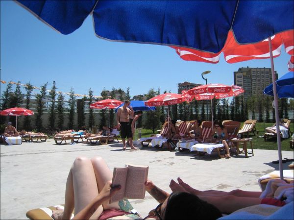 By the pool at the Dedeman, Konya