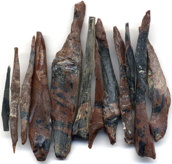 Splintery obsidian (10 to 15 miles north of Chiloquin, Oregon, USA) 1