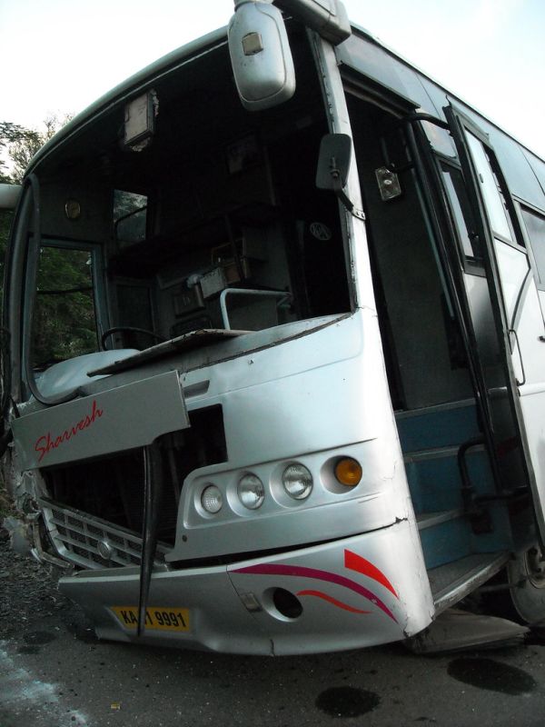 Tamil Nadu - KPN Travels Bus Accident 02