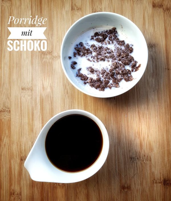 Porridge... gekochte Haferflocken mit Schokopulver. Das war als Kind mein absolutes Grundnahrungs-Frühstück :)