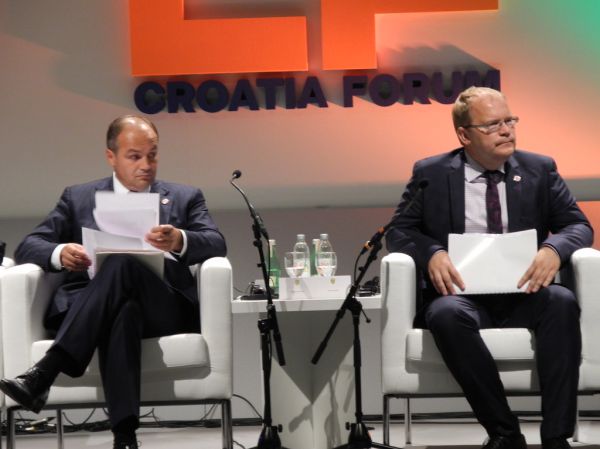 Urmas Paet osales 11. juulil Dubrovnikus Horvaatia foorumil, mille peateemaks oli ELi laienemine