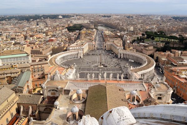 Plaza de San Pedro / Piazza San Pietro