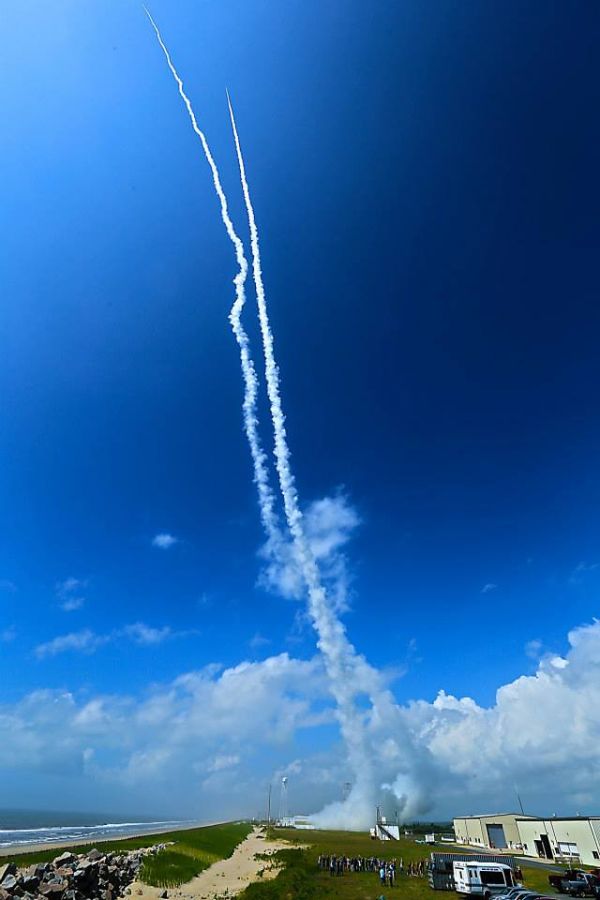 Daytime Dynamo Rocket Launch