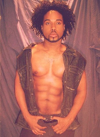 WORLD MUSIC: Deep House Music / Neo Soul/ R&B/ New Jack Swing Vocalist: Bryan O'Quinn