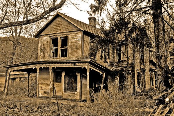 'This old house once filled with joy'