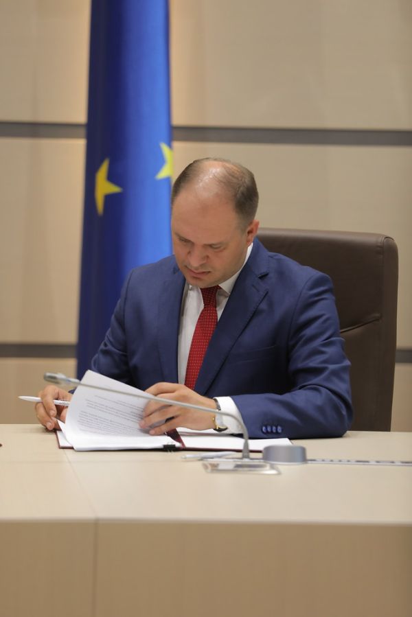 16.09.2019 Semnarea înțelegerii politice privind obiectivele tranzitorii ale Guvernului, Președinției și Parlamentului, 