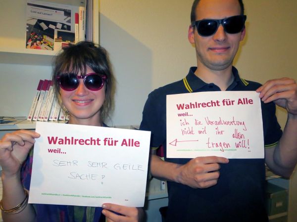Fotoaktion 'Wahlrecht für Alle, weil...' bzw. 'Ich möchte wählen, weil...'