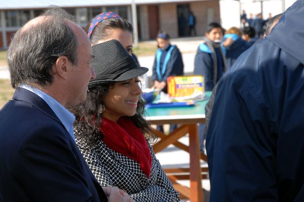 Julissa Reynoso visitó el Liceo Impulso