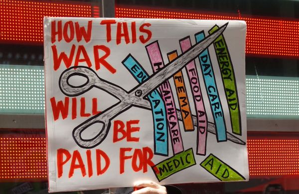 26-08-09 08 Stop Trumps Wars