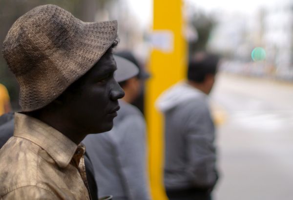 Negro Futuro / Black Future / Human Statue / Estatua Humana