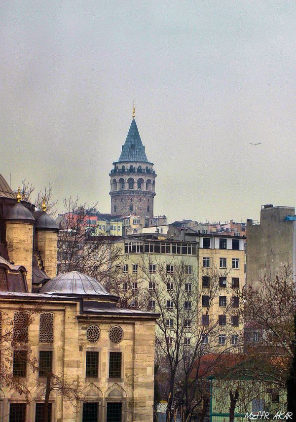 (GALATA TOWER) İstanbul'u dinliyorum, gözlerim kapalı...