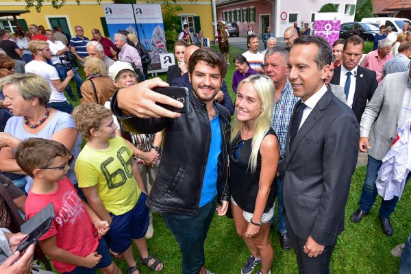 Wahlkampf-Tour: Bundeskanzler Kern in der Steiermark