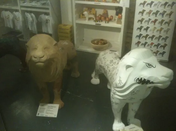 Bath Lions Angry & Sandy