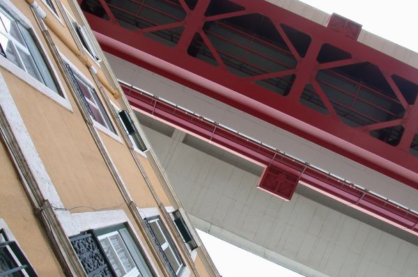Die Brücke des Diktators
