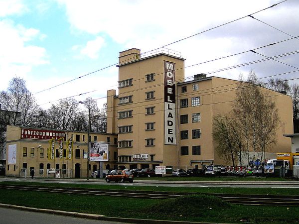 Parkhaus (Hochgarage) Zwickauer Str. Fahrzeugmuseum