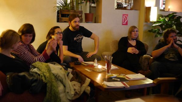 P1310138 1. WOHNZIMMER-Kneipen-Quiz