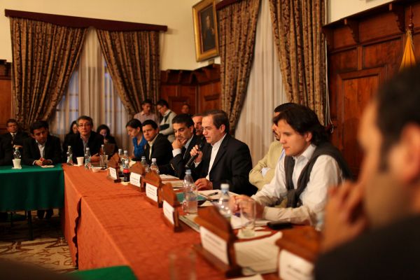 Diálogo con empresarios, productores y exportadores del sector oleaginoso y elaborados