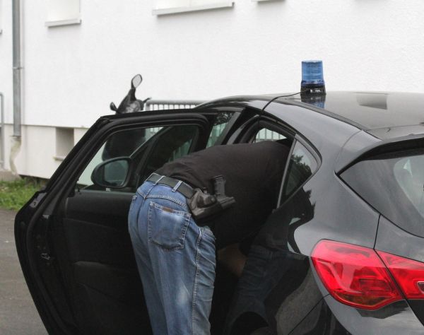 SEK-Einsatz-Spezialeinsatzkräfte-Siegen (18)