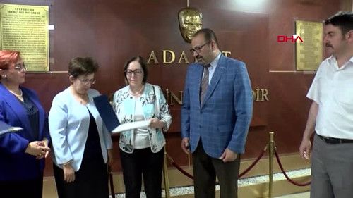 Gaziantep te Milletvekilleri Mazbatalarını Almaya Başladı