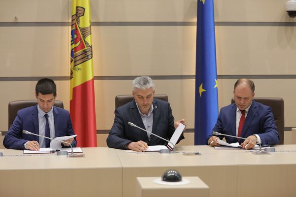 16.09.2019 Semnarea înțelegerii politice privind obiectivele tranzitorii ale Guvernului, Președinției și Parlamentului, 