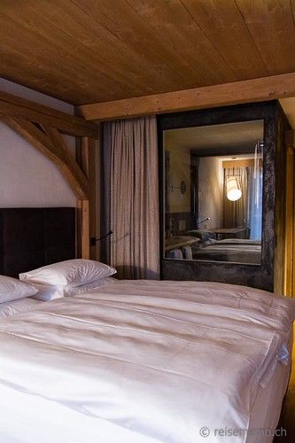 Badezimmer im Wispile Hotelzimmer