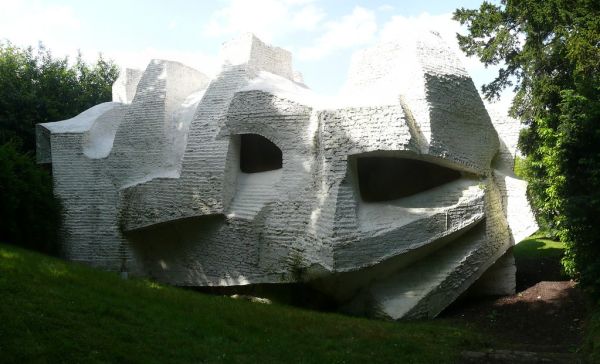 André Bloc - Sculpture-habitacle n°2, 1964 - Meudon - France