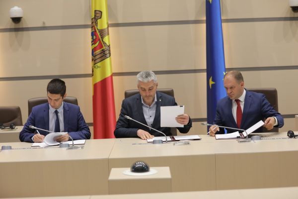 16.09.2019 Semnarea înțelegerii politice privind obiectivele tranzitorii ale Guvernului, Președinției și Parlamentului, 