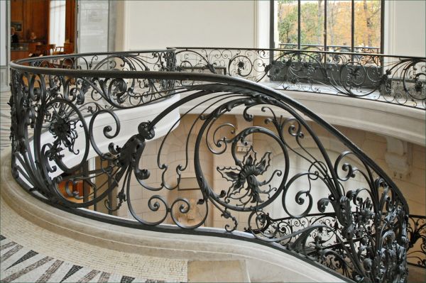 Rampe en fer forgé d'une des rotondes du Petit Palais