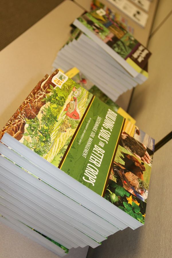 3-7 Veg IPMt Workshop-Books
