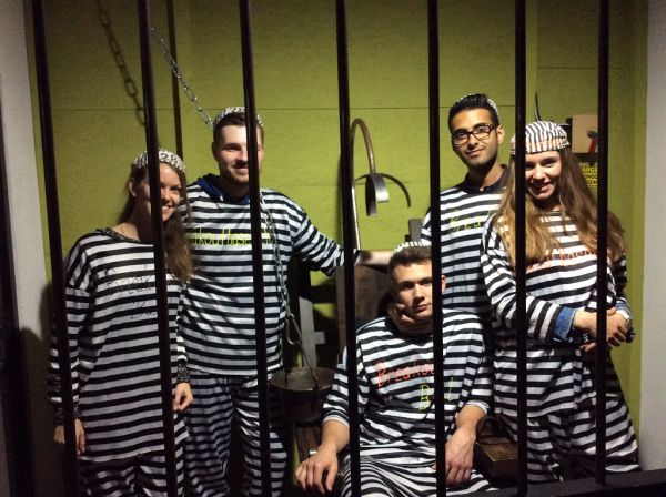 Freunde fürs Kino spielen im Film 'Ausbruch aus Bâlecatraz' die Hauptrolle