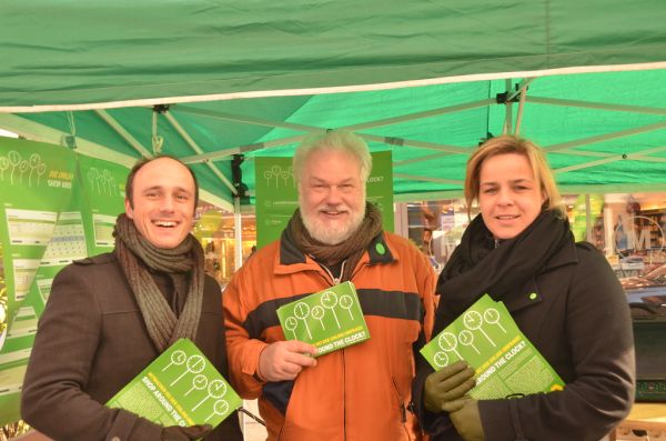 Der Landesvorsitzende der Grünen in NRW Sven Lehman, die Sprecherin des KV Düsseldorf, Mona Neubauer, und KV-Düsseldorf 